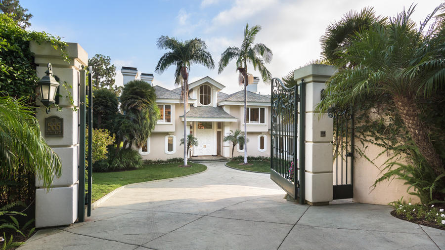 Billionaire Steve Wynn sells his BelAir Estate. Woodruff Realty Group