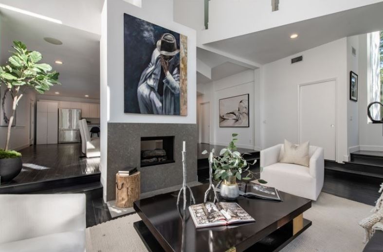 Comedian Jack Benny’s former home hits the market with a new modern